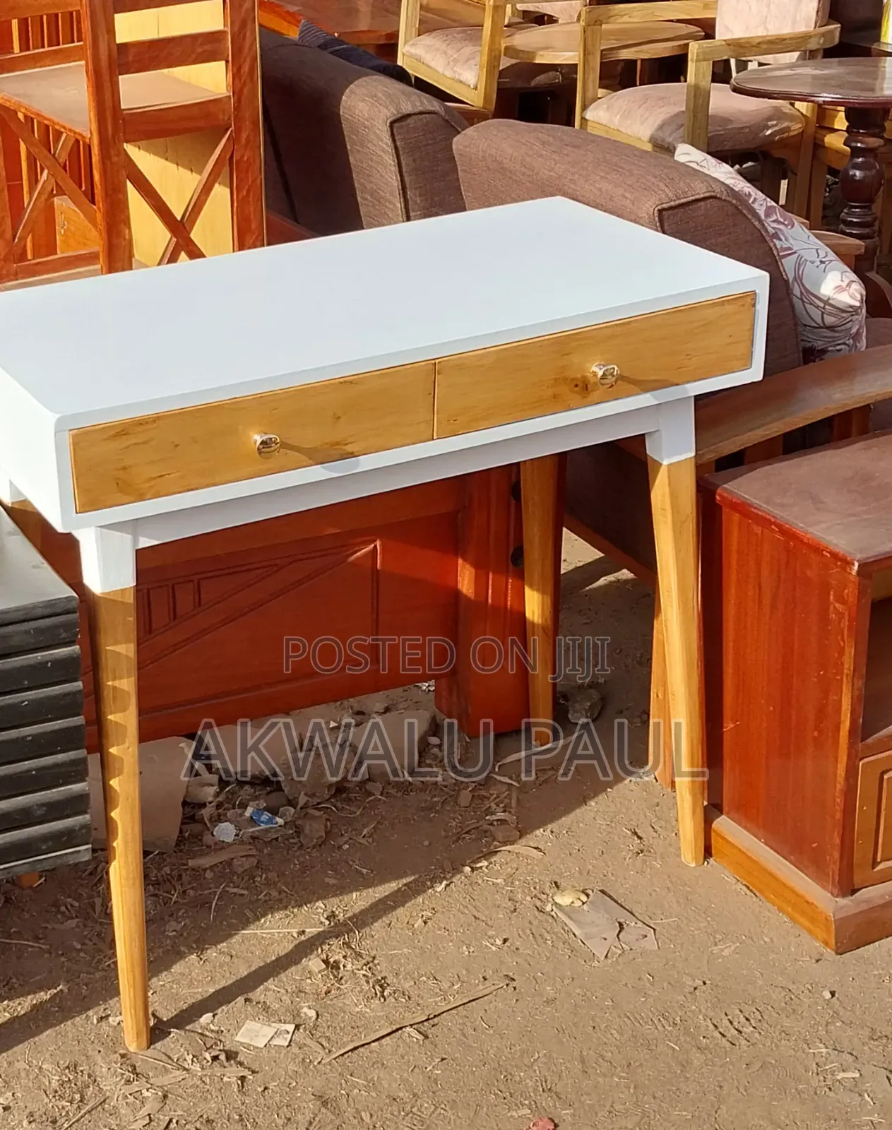 Cconsole Table