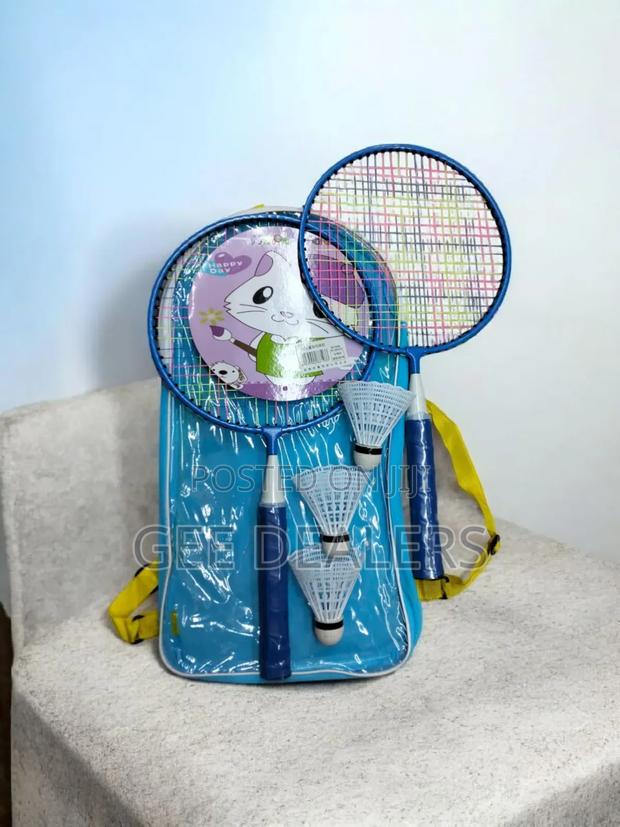 Kids Badminton Rackets With Shutters Cocks