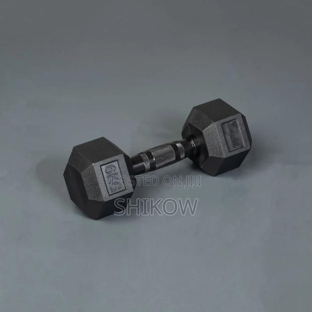 Comfortable Grip Hex Dumbbell 7.5kg - main view