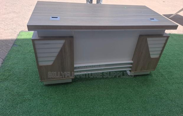 Wooden 1.4m Executive