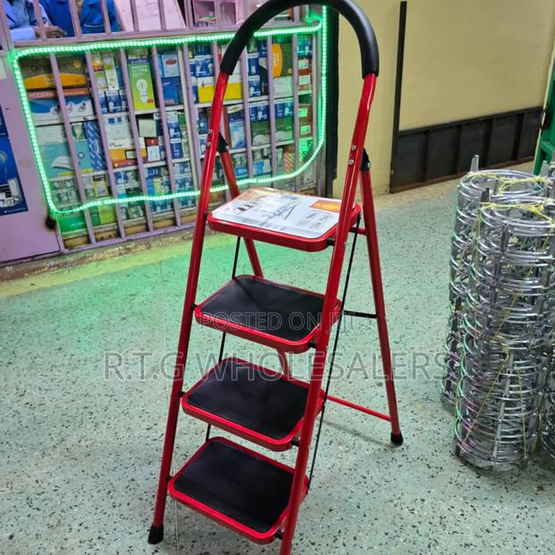 Durable 4-Step Ladder for Home and Workshop Use - main view