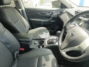 Nissan X-Trail 2.5 Petrol AWD 2018 Silver