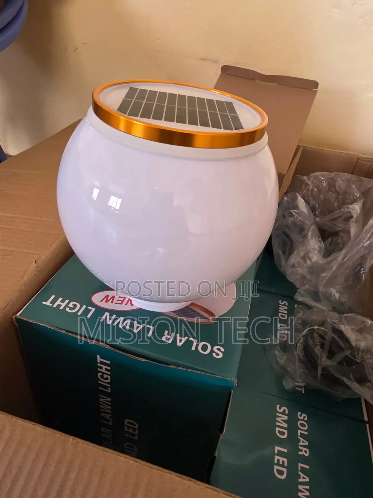 Solar Lawn Light/Garden Light 