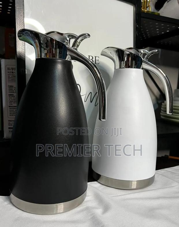 2 Litres Unbreakable Flask Black and White - main view
