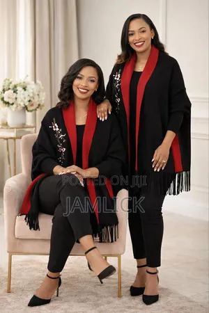 Elegant Ponchos With Sleeves - El