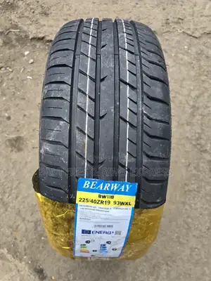 225 /40 R19 Bearway
