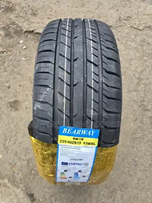 225 /40 R19 Bearway