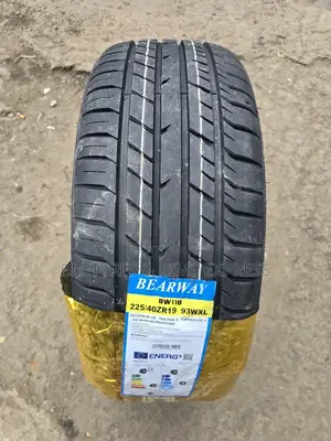 225 /40 R19 Bearway