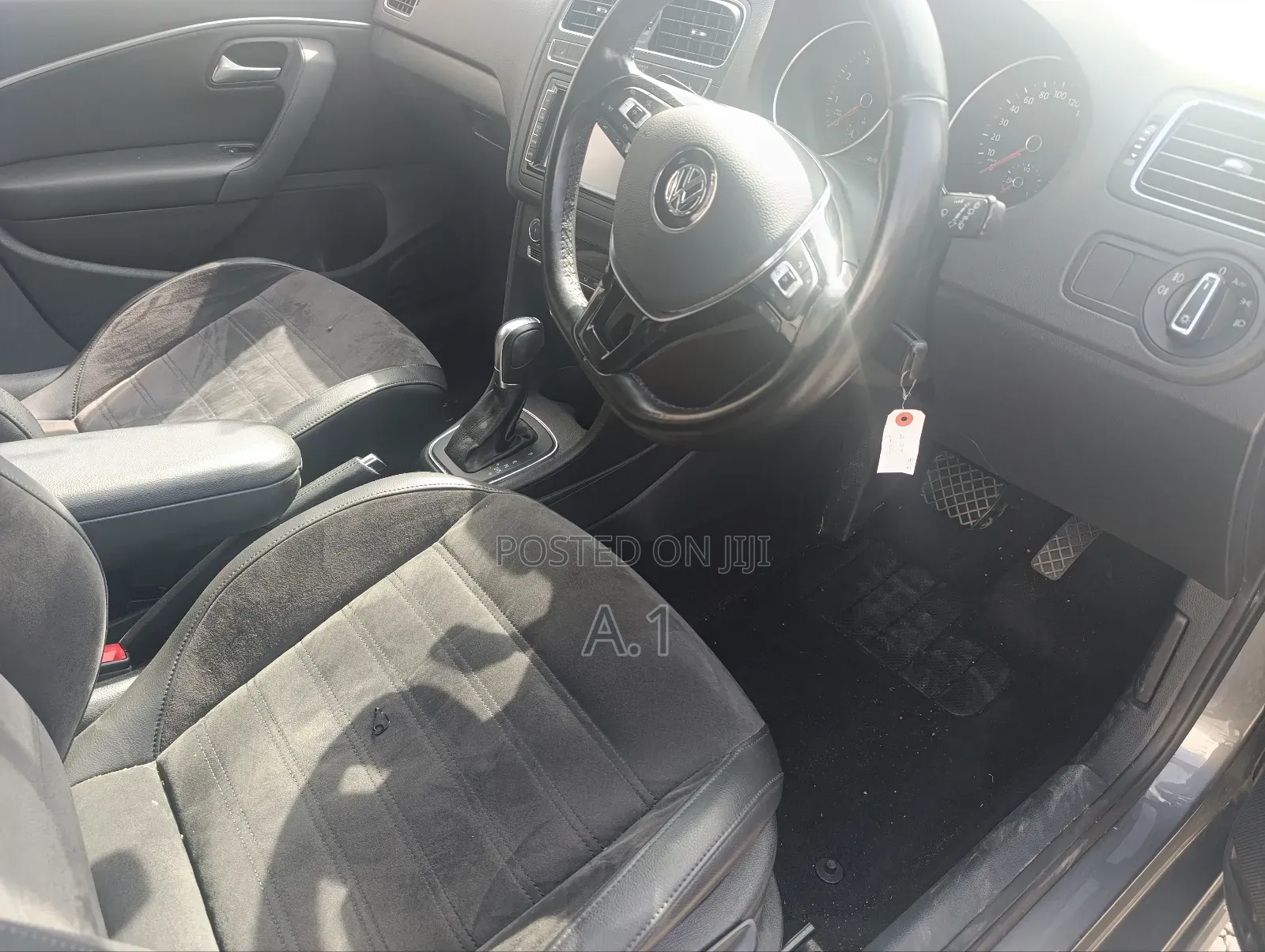 Volkswagen Polo 2018 Gray