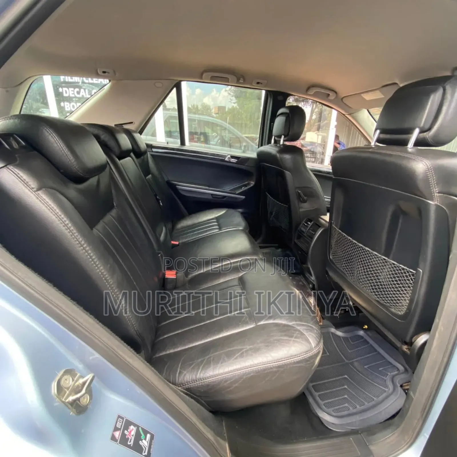 Mercedes-Benz C320 2009 Blue
