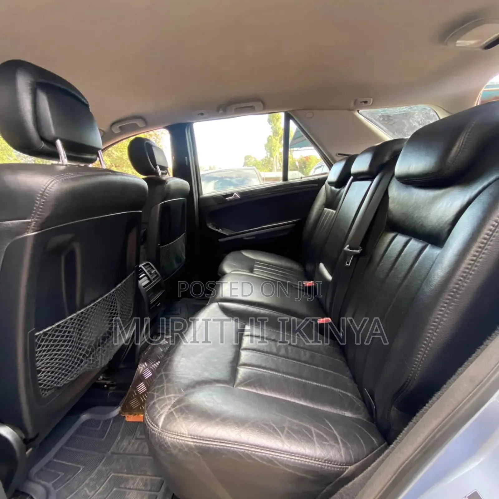Mercedes-Benz C320 2009 Blue
