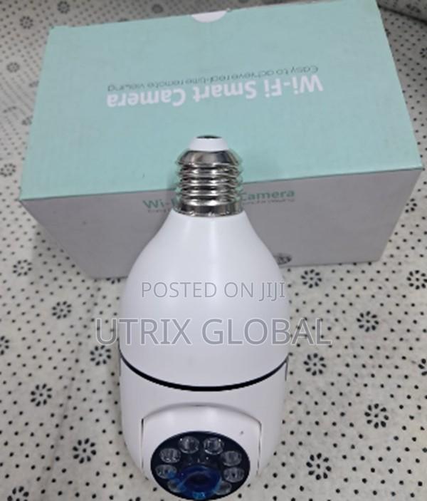 Icsee Auto Tracking Bulb Ptz Camera - main view