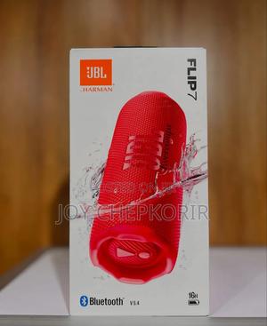 JBL Flip 7 Portable Bluetooth Speaker - thumbnail 2