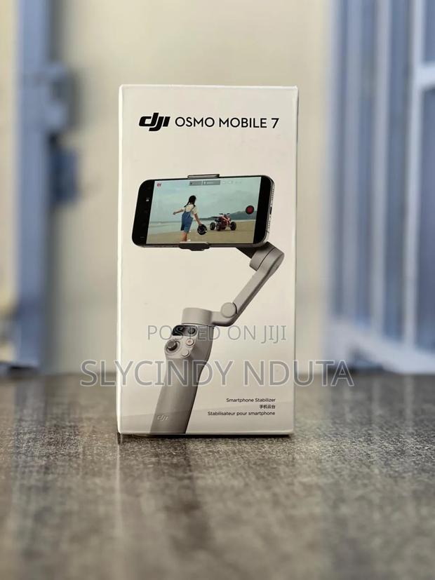 Dji Osmo Mobile 7 - main view