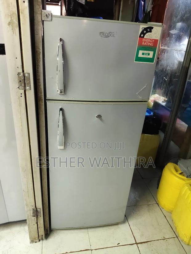 Ice Cool Silver Frost Fridge in Good Condition - thumbnail 3
