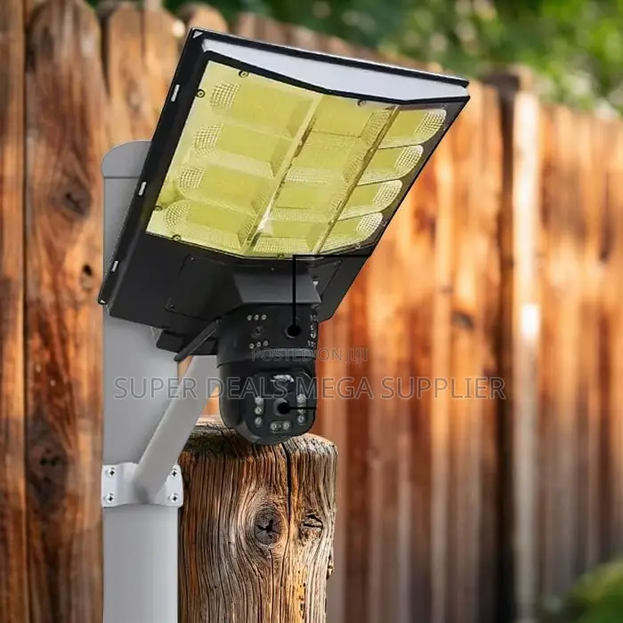 High Efficiency 12mp 4g PTZ Multiple Lens Camera Solar Street Light