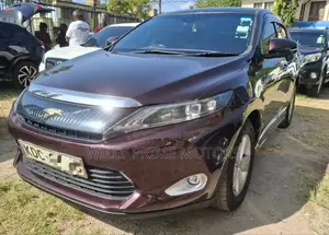 Toyota Harrier 2.0 4WD 2015 Maroon