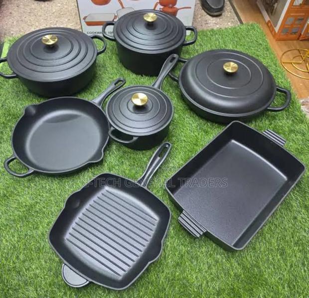 The Cast Iron Cooking Pot - Enamel Multi-purpose Pot For Kitchen