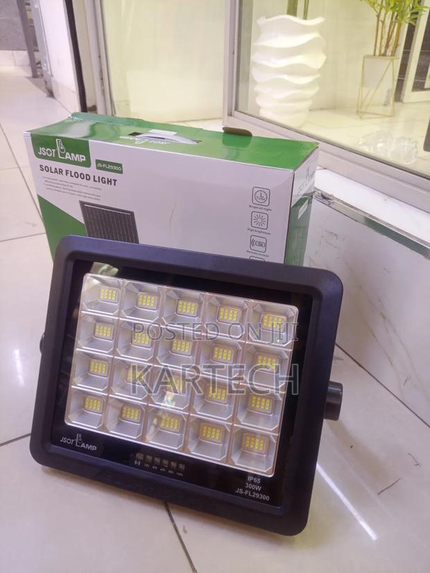 Jsot Lamp Js-Fl29200 200watts Solar Floodlight - main view
