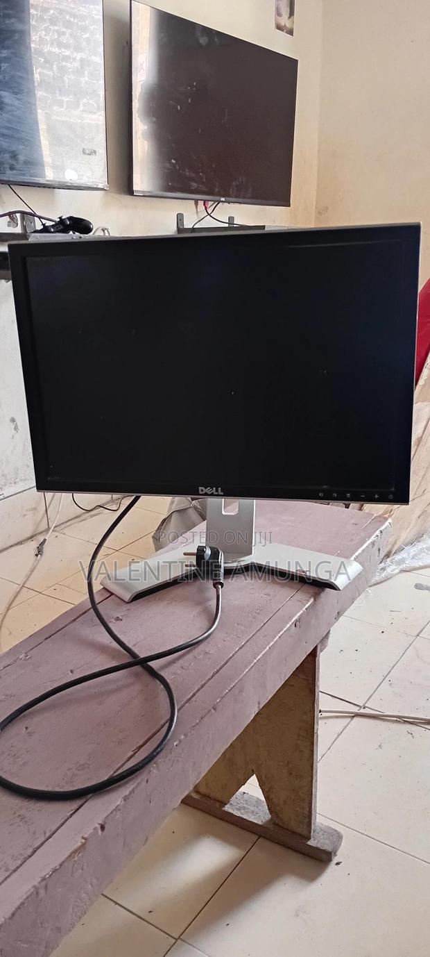 Dell TFT Monitor 21 - thumbnail 2