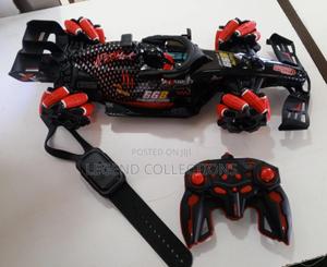 Remote Control Stunt Car - thumbnail 2