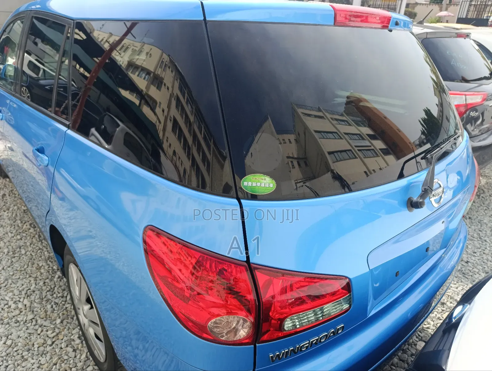 Nissan Wingroad 2018 Blue