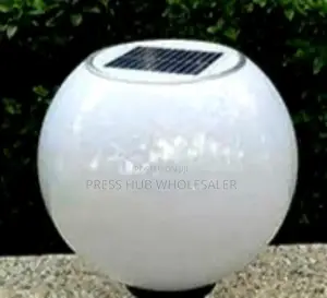 Solar Lawn Lights: 