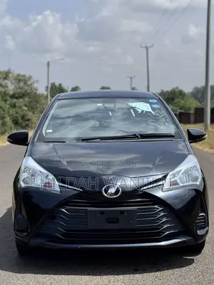 Toyota Vitz 2018 Black