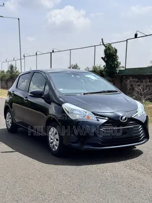 Toyota Vitz 2018 Black
