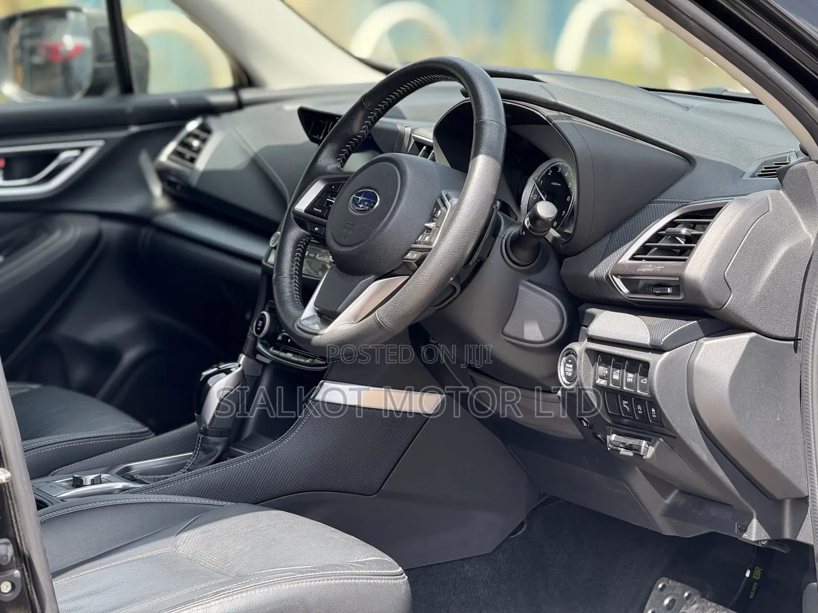 Subaru Forester Premium AWD 2019 Black
