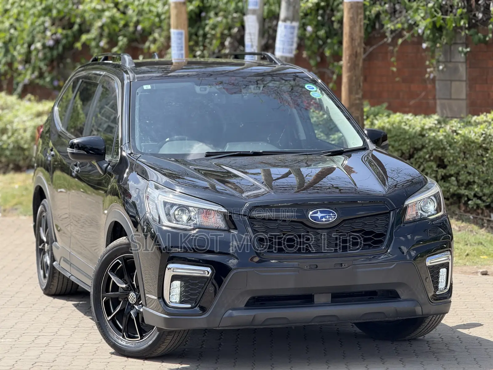Subaru Forester Premium AWD 2019 Black