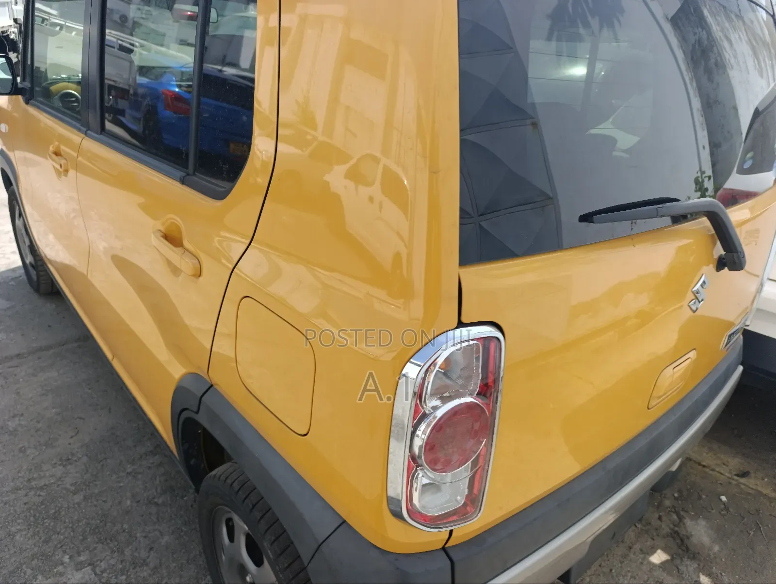 Suzuki Hustler 2018 Yellow