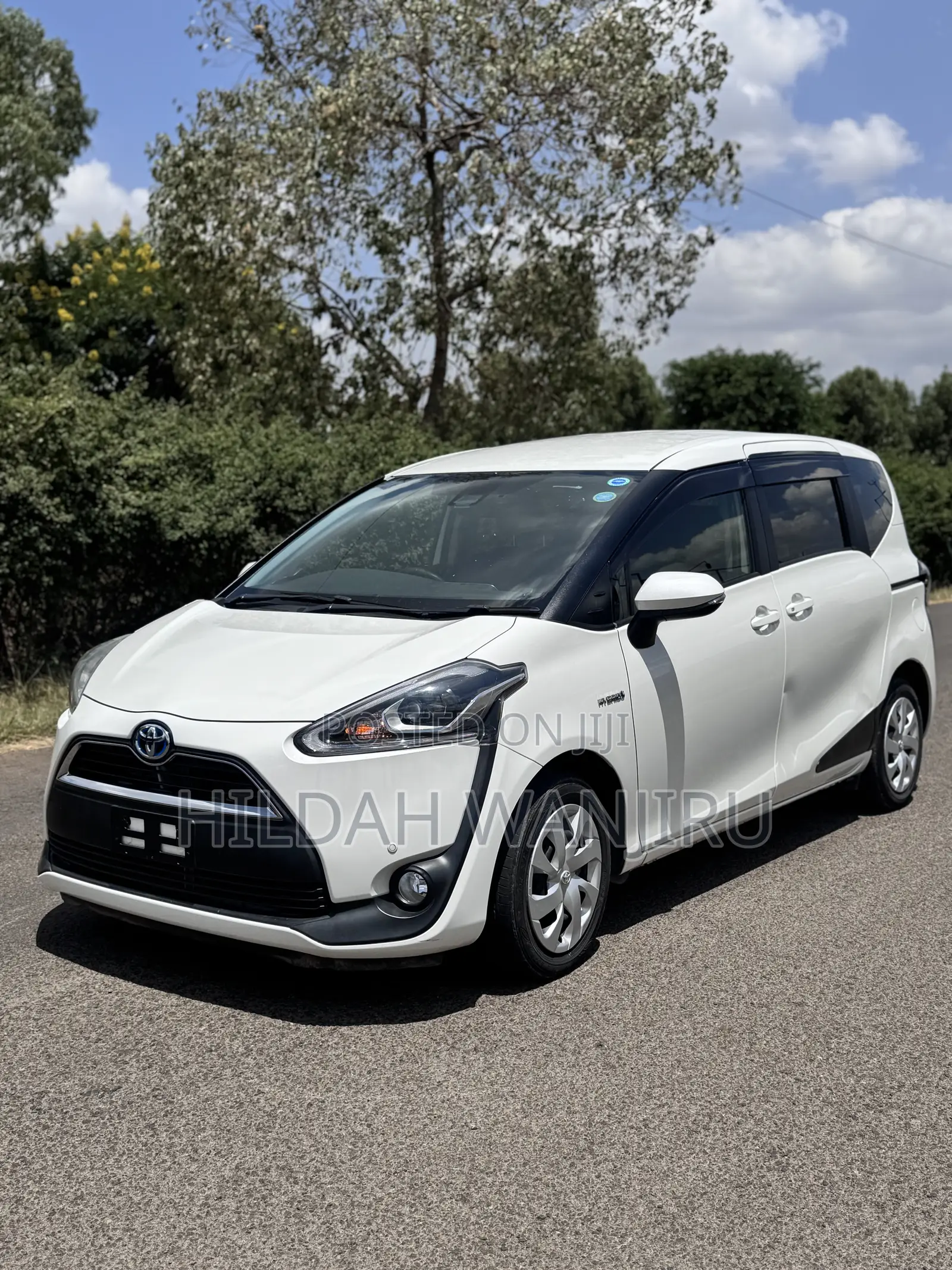 Toyota Sienta 2018 Black