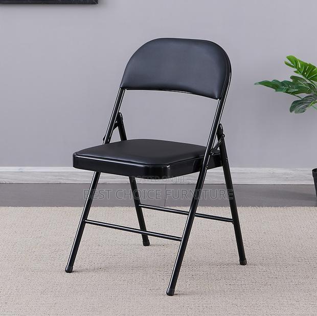 Office Chair; Lightweight Foldable Visitors Padded Training Chair - main view