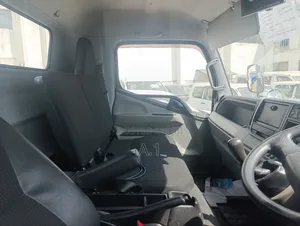 Mitsubishi Fuso Long Chase