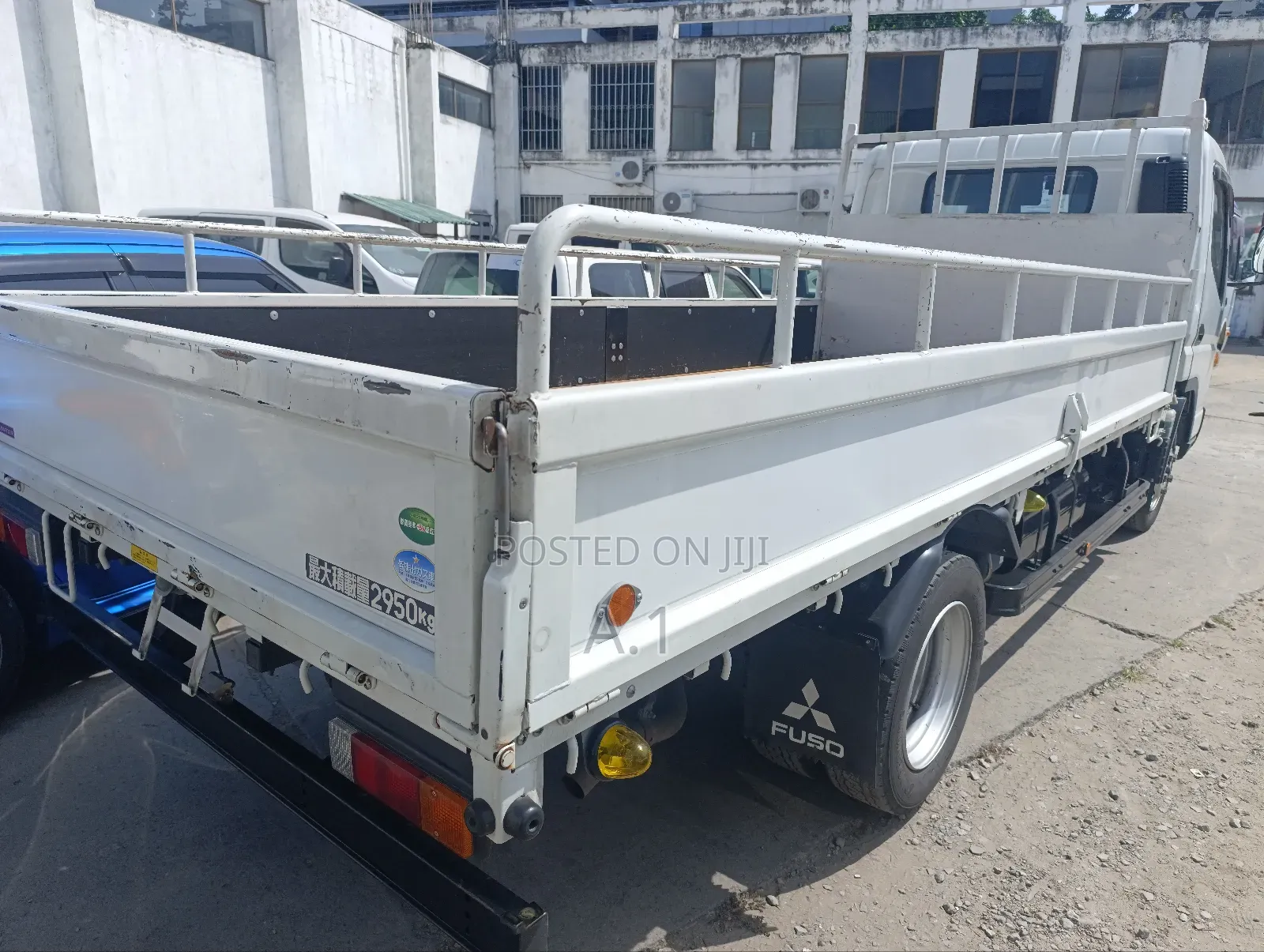 Mitsubishi Fuso Long Chase
