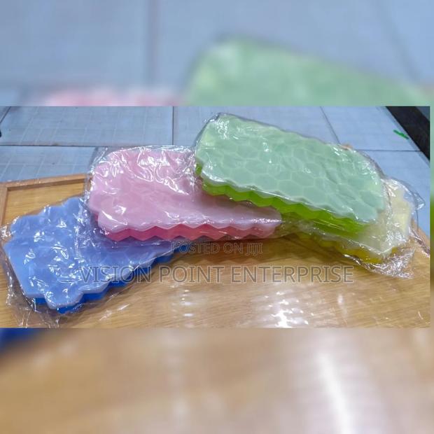 Grid Ice Cube Tray 37