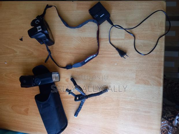 Canon Eos4000d Kit - main view