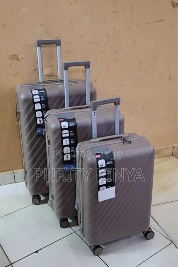 Rubber Suitcase - thumbnail 5