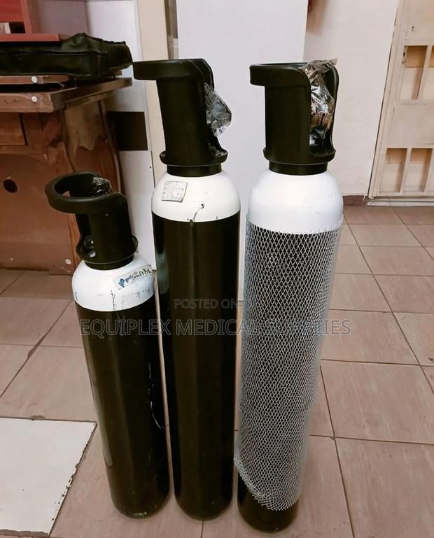 3.0m3 Oxygen Cylinder (Complete With Oxygen and Regulator) - main view