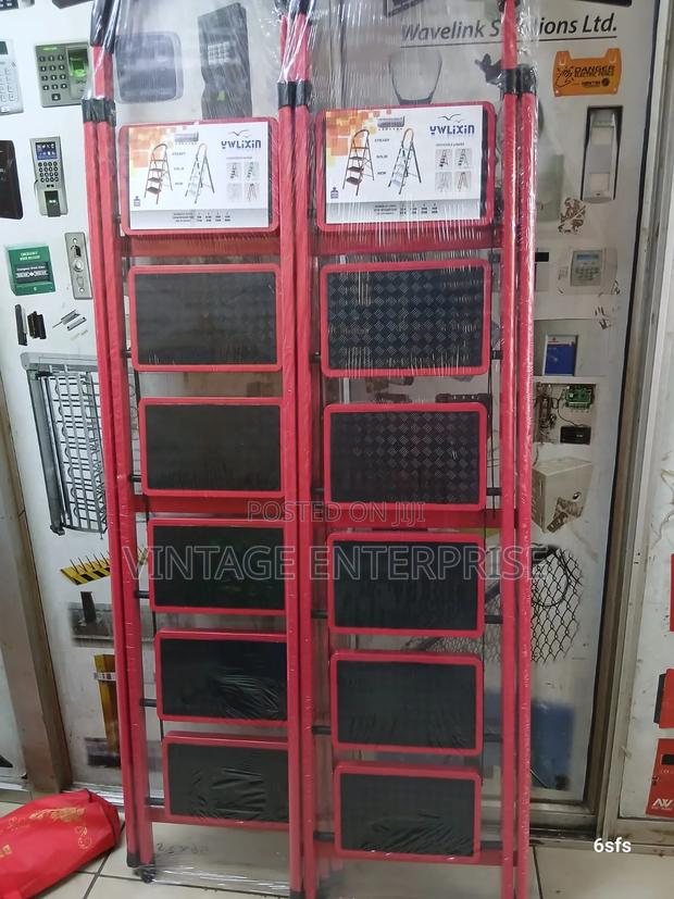 6 Step Foldable Ladder - main view