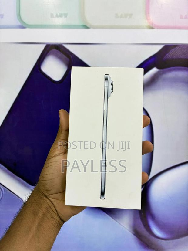 New Apple iPhone Air 256 GB Blue - main view