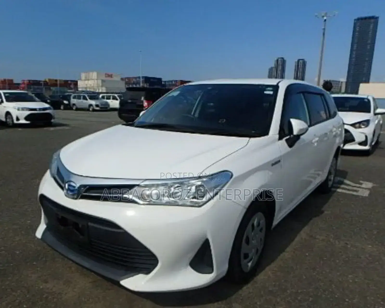 Toyota Corolla Fielder 1.5 Hybrid FWD 2020 White
