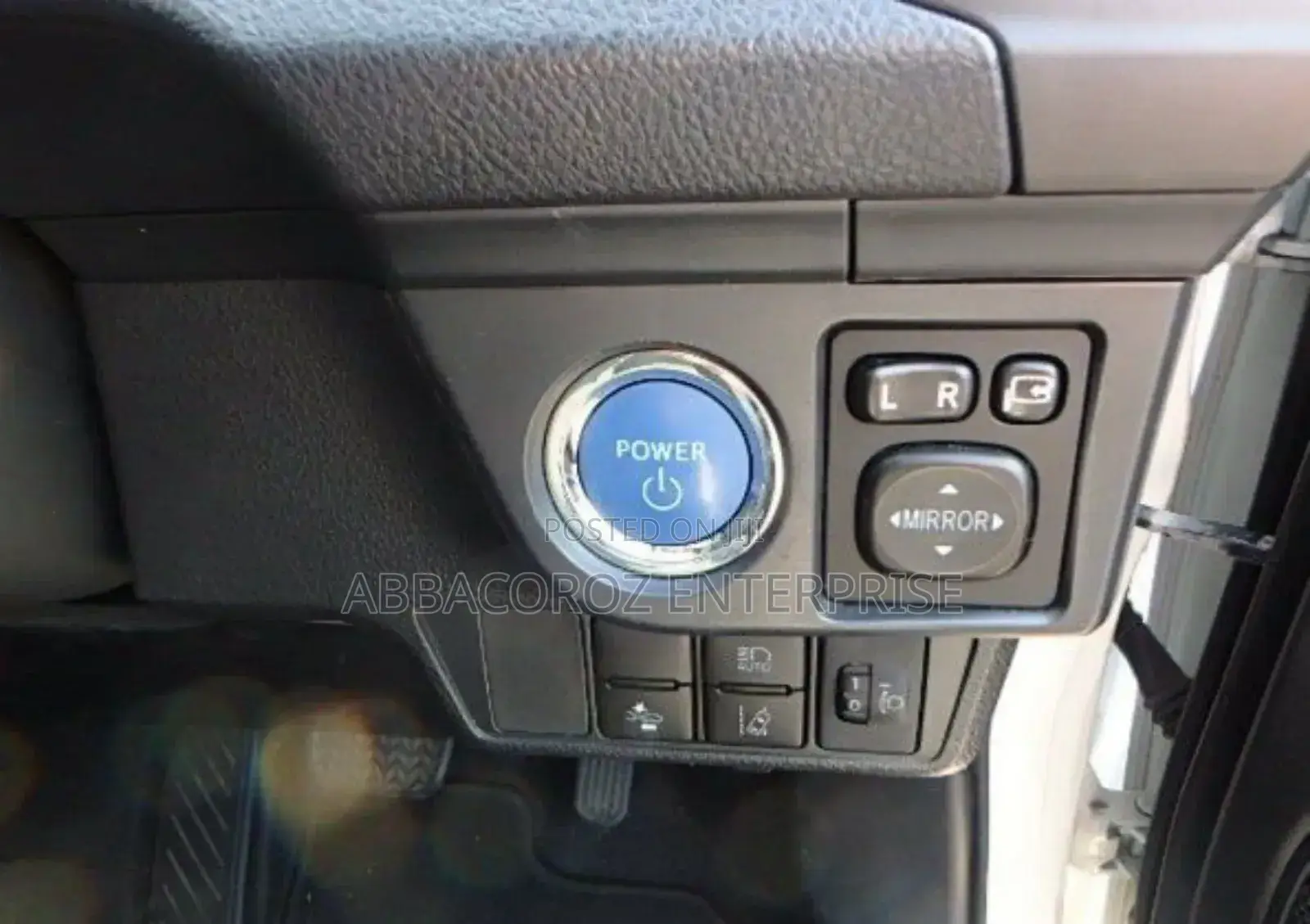 Toyota Corolla Fielder 1.5 Hybrid FWD 2020 White