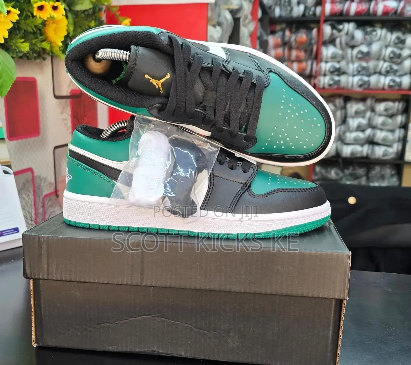 Jordan 1 Green Toe