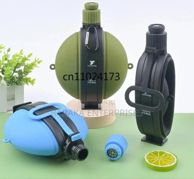 Foldable Silicone Water Bottle With Compass - thumbnail 3