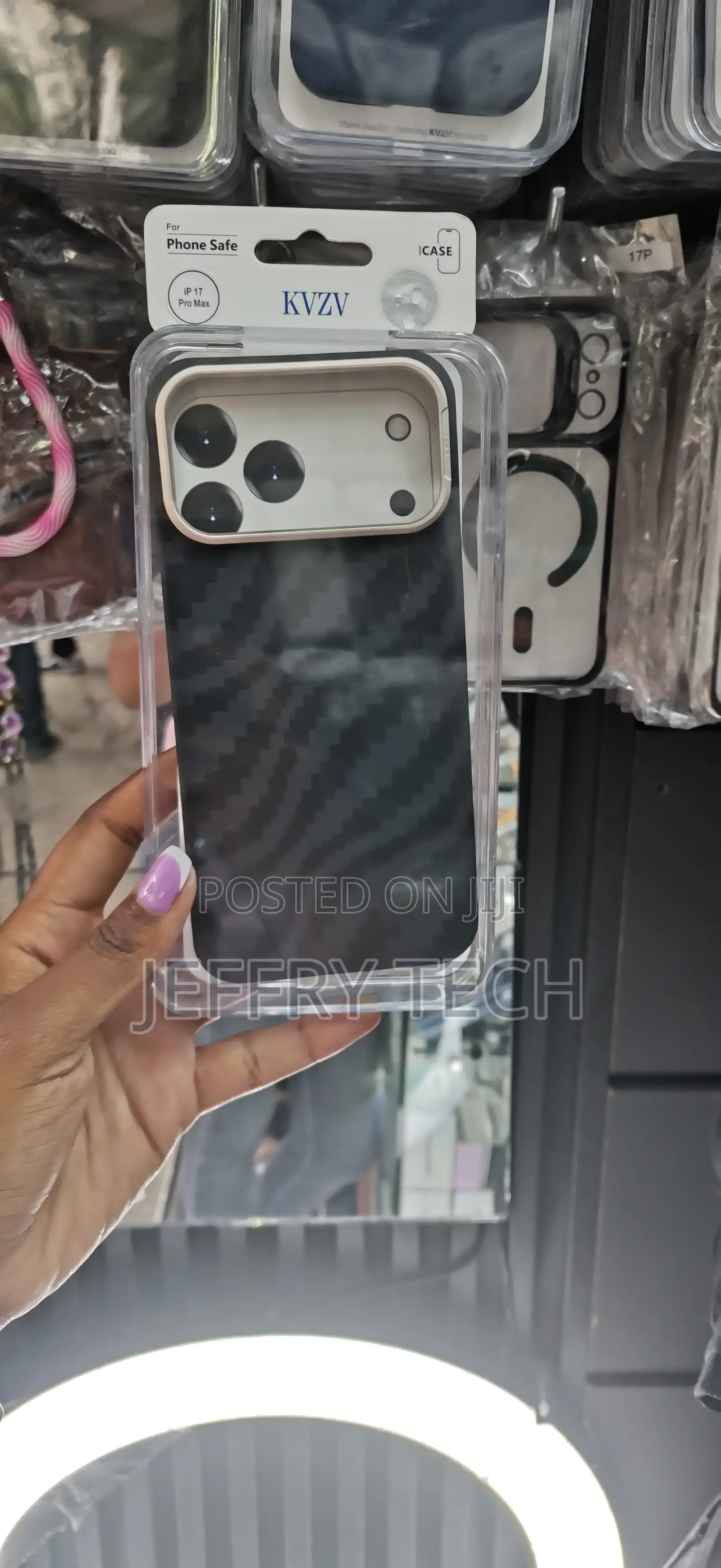Niaser iPhone 17 Pro Max Aramid Carbon Fiber Texture Thin Cover -Black