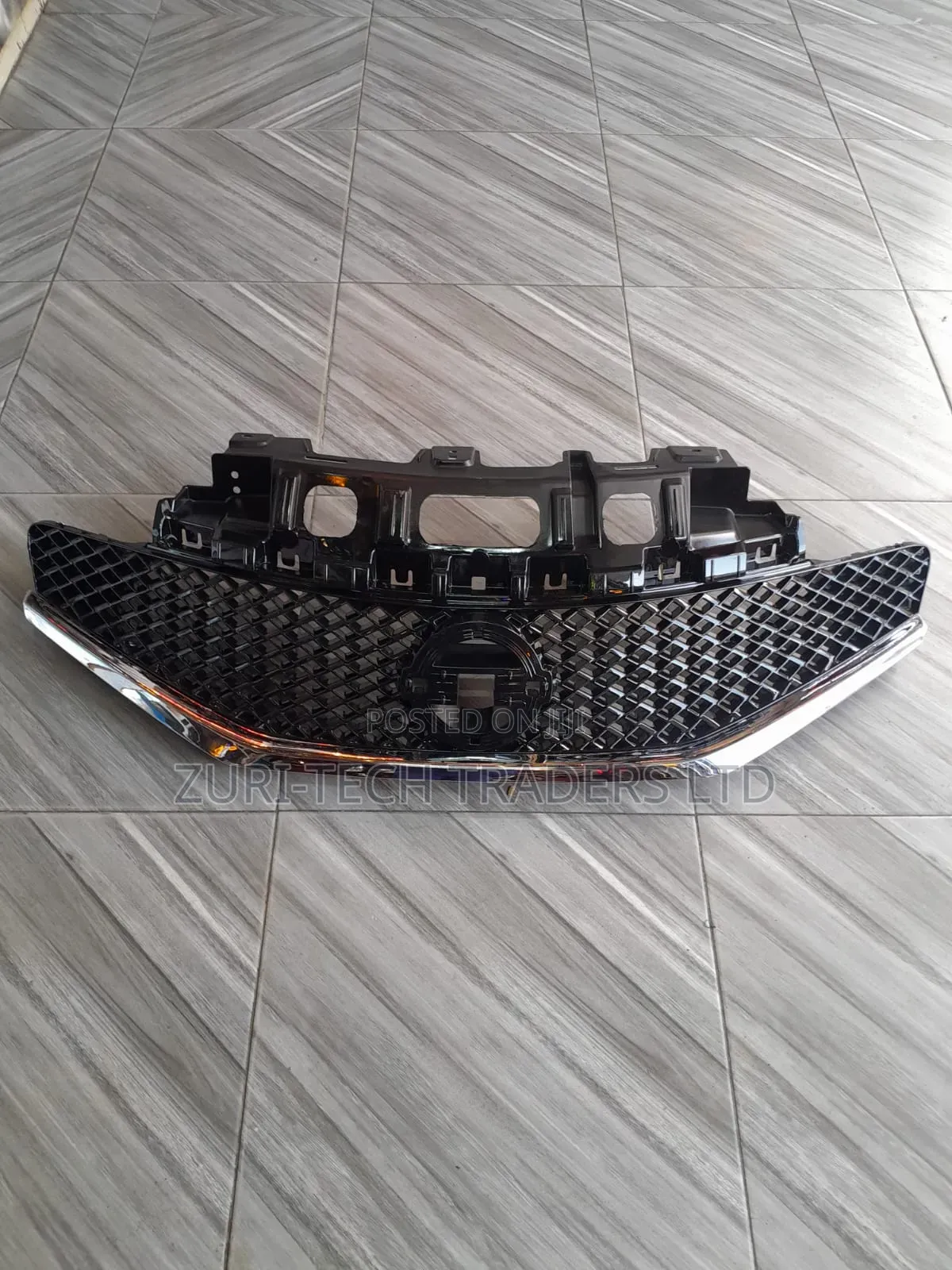 Nissan Note 2015 Grille
