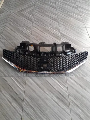 Nissan Note 2015 Grille