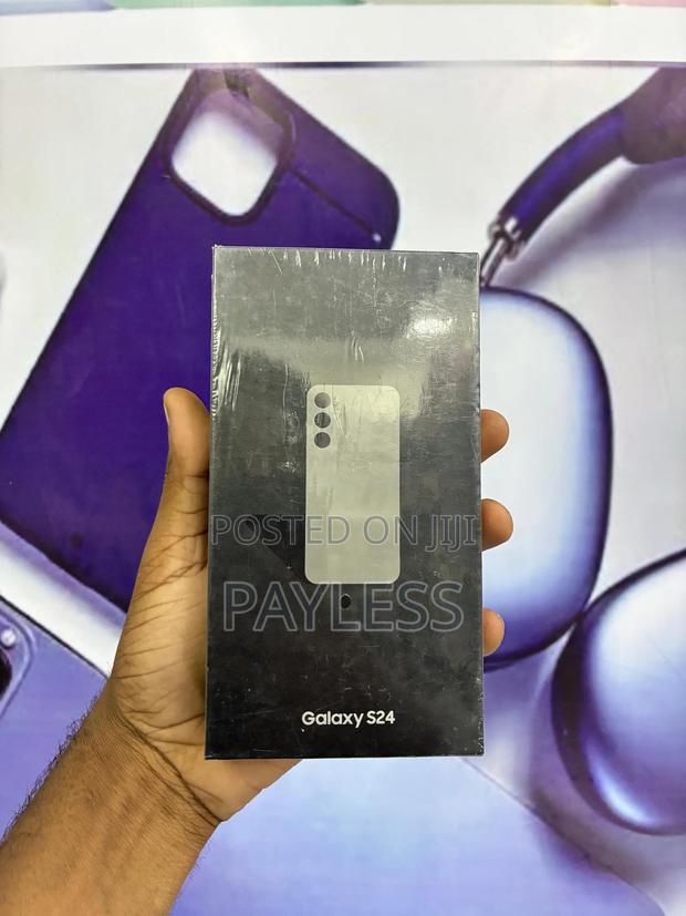 New Samsung Galaxy S24 256 GB - main view